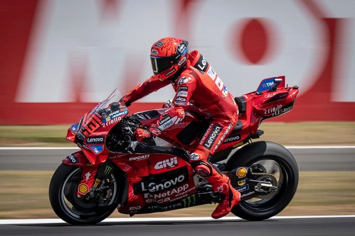 Hasil FP1 MotoGP Aragon 2025 – Marc Marquez Menggila Ungguli Alex Marquez saat Disaksikan Dani Pedrosa, Francesco Bagnaia Kedodoran